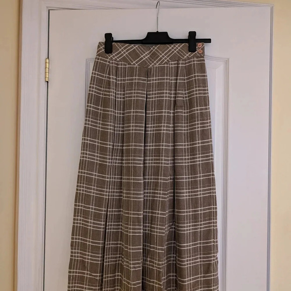 Plaid A-Line Skirt in Brown and White - Picture 2 of 7